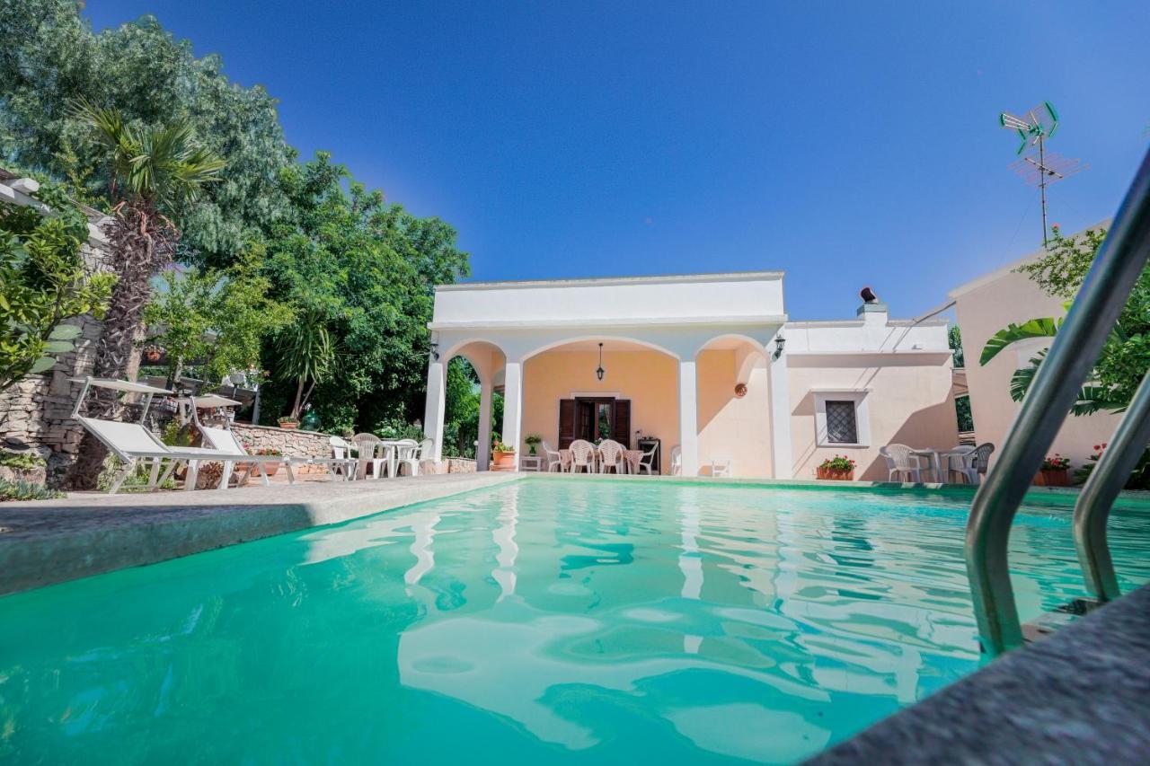 Villa Casal Del Borgo Ostuni Exterior foto