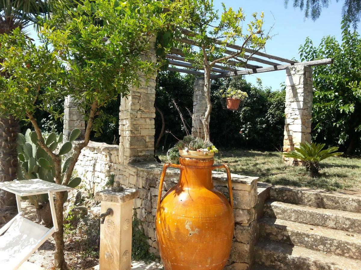 Villa Casal Del Borgo Ostuni Exterior foto